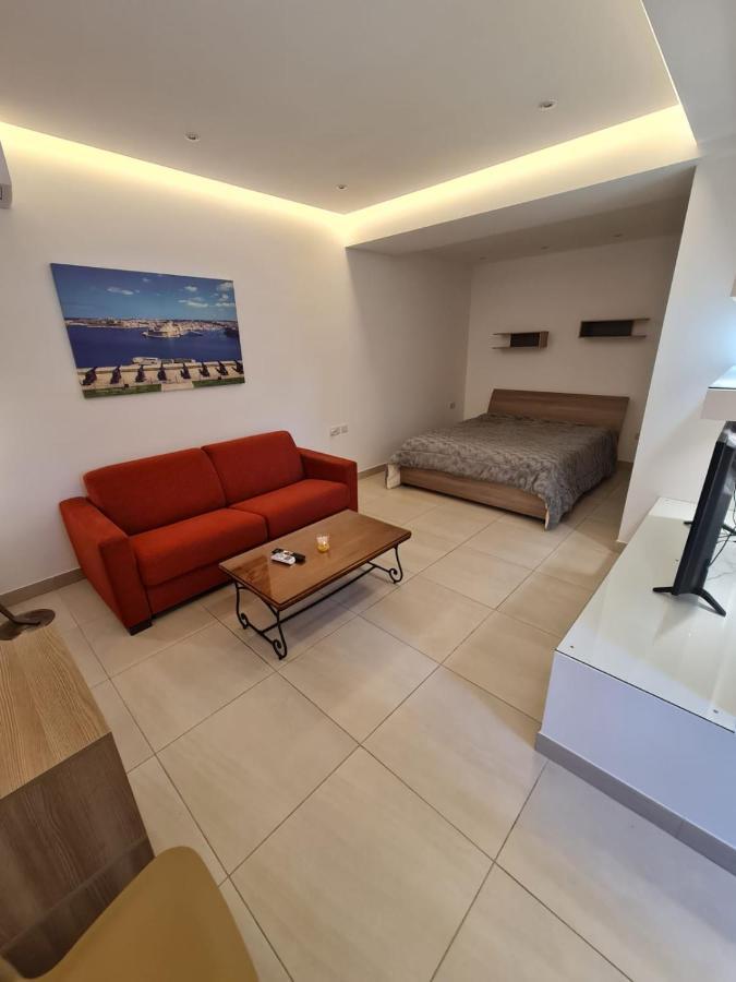 Ferienwohnung Crescent Corner St. Paul's Bay Exterior foto