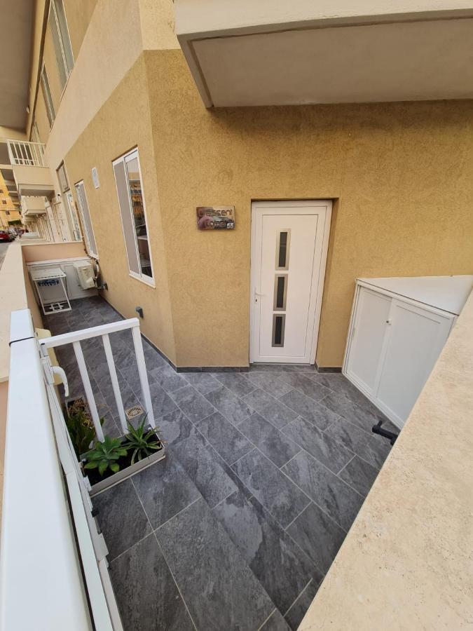 Ferienwohnung Crescent Corner St. Paul's Bay Exterior foto